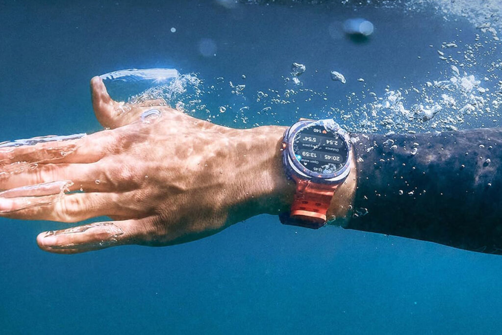 Samsung Galaxy Watch Ultra lifestyle image