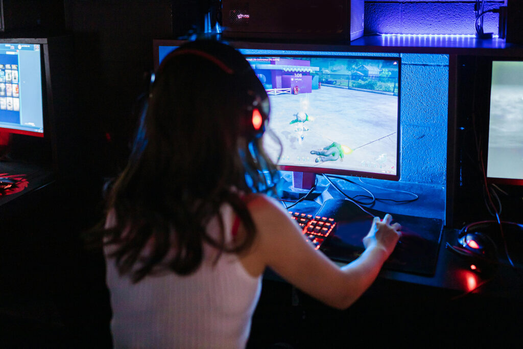 Gaming PC Monitor - Refresh Rate vs. Frame Rate